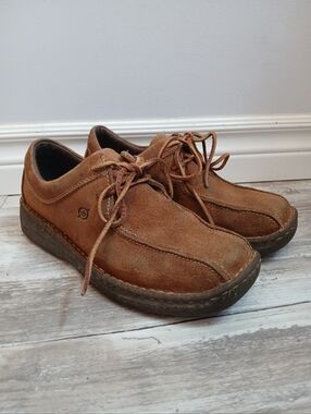 BØRN Handcrafted Leather Oxfords Women's 8 / 39 Black Lace Up